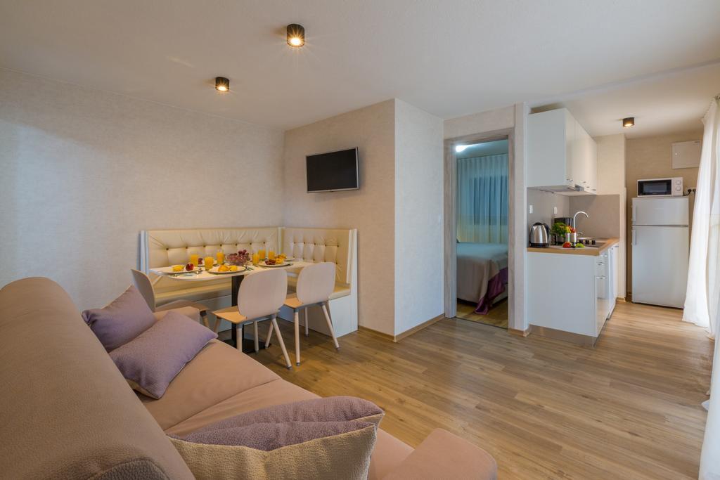 Lando Apartment